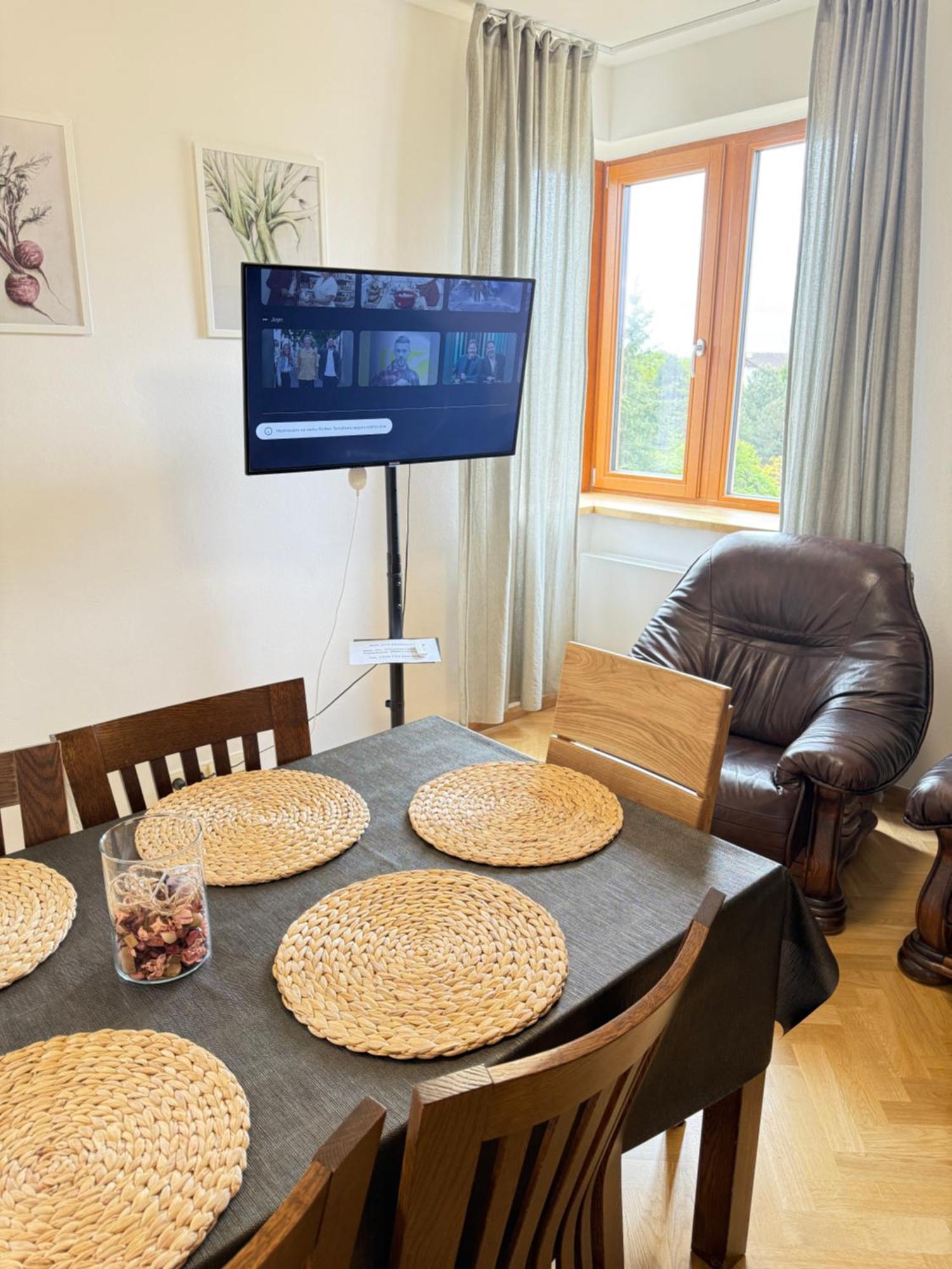 Familyvilla, New 4 Luxury Big Apartments, Parking