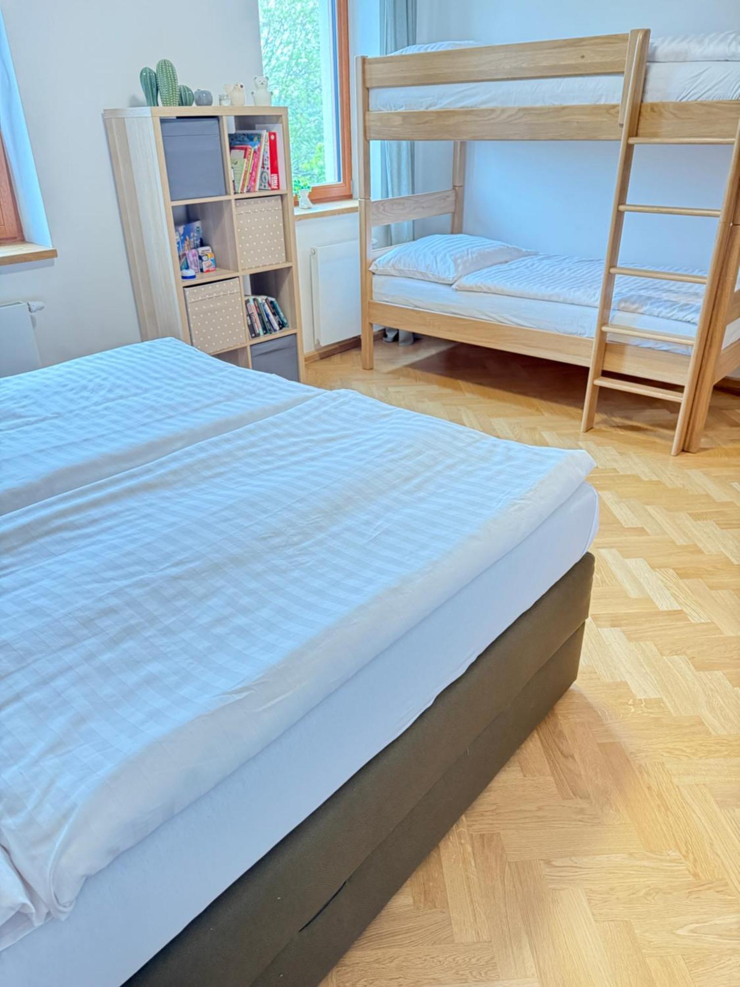 Familyvilla, New 4 Luxury Big Apartments, Parking Appartamento